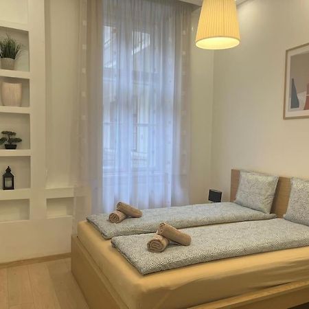 Szechenyi Renovated 2Br At Danube River 부다페스트 외부 사진