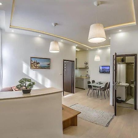 Szechenyi Renovated 2Br At Danube River 부다페스트 외부 사진